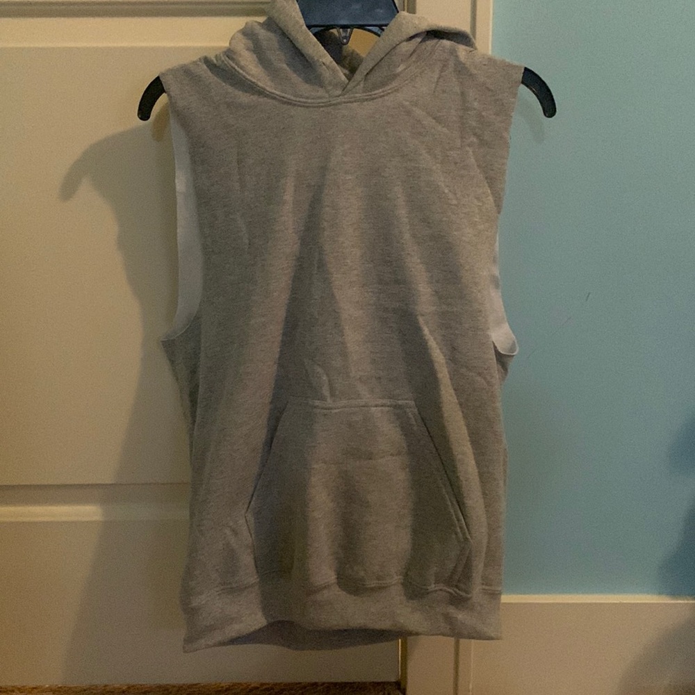 Sleeveless hooded sweatshirt